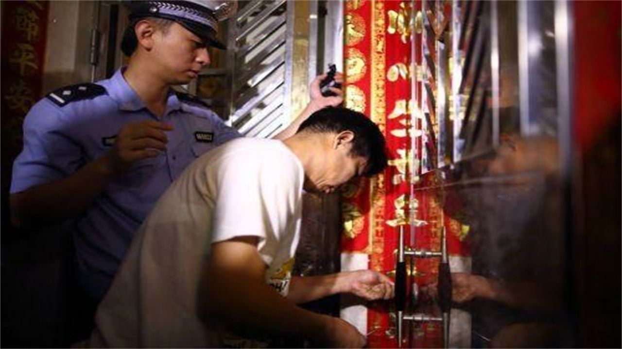 播州区请开锁师傅开了锁后，师傅